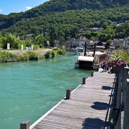 Le Portougais, A Chanaz, La Petite Venise Savoyarde 샤나